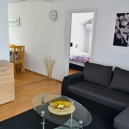 Riverside #1. View Over Fortress Kastel Apartment Banja Luka